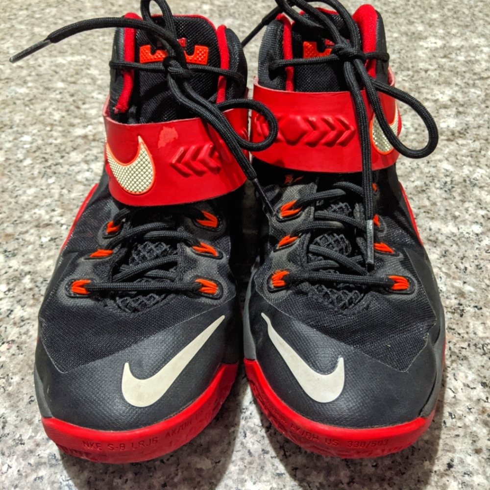 Nike Lebron Soldier 2014 Shoes | Size 6Y
